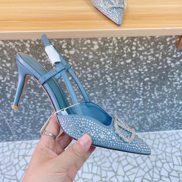 crystal dress shoes fashion buttons embellished with leather sandals female high-end designer evening sandals dancing high heels 4.5cm, Black
crystal dress shoes fashion buttons embellished with leather sandals female high-end designer evening sandals dancing high heels 4.5cm, Black
