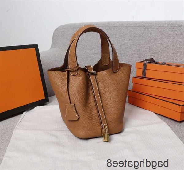 designer lychee 2023 basket picotin layer locks purse shoulder bucket bag pattern head he bags versatile high class handbag fttfcvn 3utn
designer lychee 2023 basket picotin layer locks purse shoulder bucket bag pattern head he bags versatile high class handbag fttfcvn 3utn