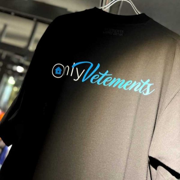 2023ss vetements letter printing high street leisure men women teesfashion t shirt oversized t shirt 0304, White;black
2023ss vetements letter printing high street leisure men women teesfashion t shirt oversized t shirt 0304, White;black