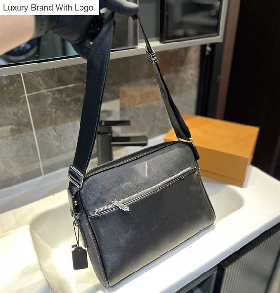 l bag handbags men shoulder bags designer cross body voyager trio district genuine leather embossing luxury man messenger bag satchel fashio, Black
l bag handbags men shoulder bags designer cross body voyager trio district genuine leather embossing luxury man messenger bag satchel fashio, Black