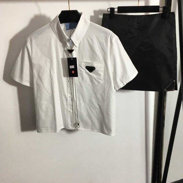 23ss brand designer women shirts skirts set lapel short sleeve shirt short skirt set distribution necklace womens clothing a1, White
23ss brand designer women shirts skirts set lapel short sleeve shirt short skirt set distribution necklace womens clothing a1, White