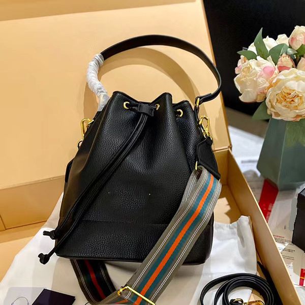 nylon leather bucket bag string handbags handle designer luxurious crossbody tote bags purse cross body shoulder bag quality golden hardware
nylon leather bucket bag string handbags handle designer luxurious crossbody tote bags purse cross body shoulder bag quality golden hardware