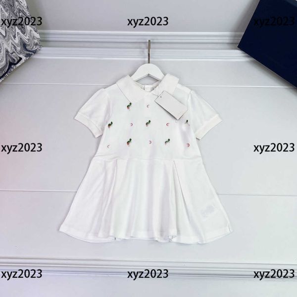 luxury girl clothing kids skirt baby summer dress embroidered fruit logo design new product complete labels size 100-160 cm, Red;yellow
luxury girl clothing kids skirt baby summer dress embroidered fruit logo design new product complete labels size 100-160 cm, Red;yellow