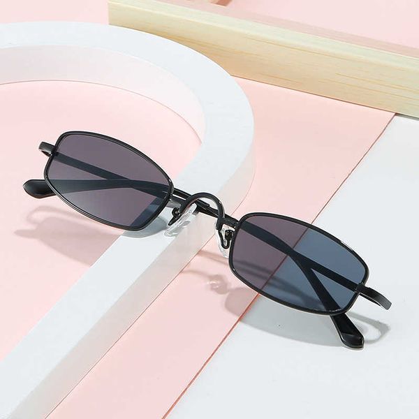 sunglasses new style punk small box men and women personality street p hip-hop fashion trend glasses, White;black
sunglasses new style punk small box men and women personality street p hip-hop fashion trend glasses, White;black