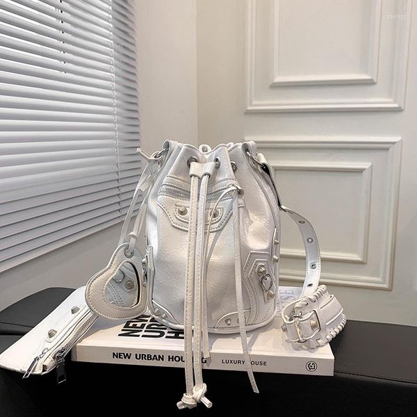 bags luxury brand bucket designer leather rivet crossbody for women handbags fashion shoulder messenger ladies totes
bags luxury brand bucket designer leather rivet crossbody for women handbags fashion shoulder messenger ladies totes