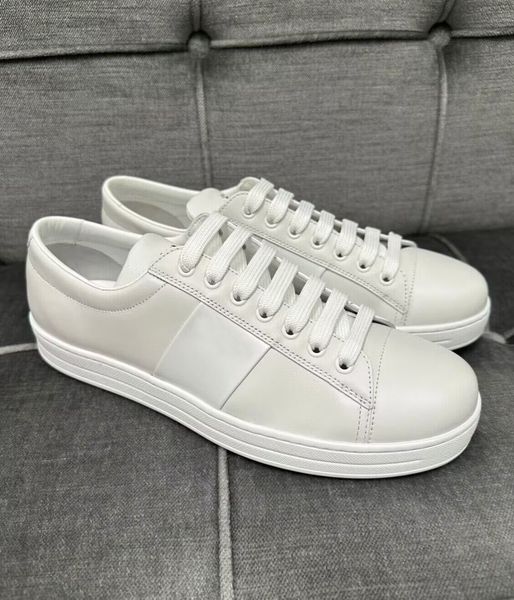 famous brand brushed leather sneakers shoes for men downtown luxury footwear contrasting-colored side stripe low skateboard walking
famous brand brushed leather sneakers shoes for men downtown luxury footwear contrasting-colored side stripe low skateboard walking