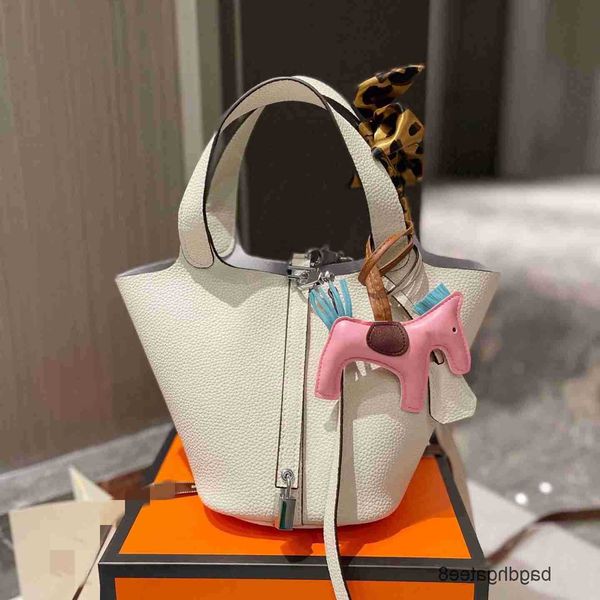 bags locks cow he basket 2023 women picotin tote handbag lychee grain designer leather bag purse fashion totes handbags 18cm 9h2gcvn 2uoj
bags locks cow he basket 2023 women picotin tote handbag lychee grain designer leather bag purse fashion totes handbags 18cm 9h2gcvn 2uoj