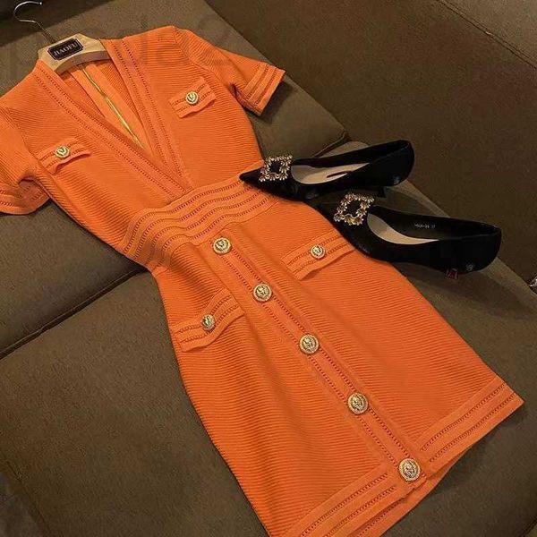 casual dresses designer oscars 2022 star arriving women brand designer classic knit fashion letter pattern summer short sleeve efcd, Black;gray
casual dresses designer oscars 2022 star arriving women brand designer classic knit fashion letter pattern summer short sleeve efcd, Black;gray