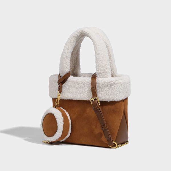 new lamb plush handle bags for women winter portable handbag casual shoulder crossbody bag designer shopping totes purse 230304
new lamb plush handle bags for women winter portable handbag casual shoulder crossbody bag designer shopping totes purse 230304
