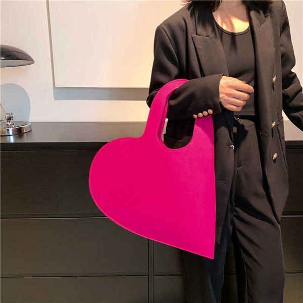 luxury designer tote bag for women 2023 new love design handbags ladies shoulder bags fashion trending large hand bag and purses 230303
luxury designer tote bag for women 2023 new love design handbags ladies shoulder bags fashion trending large hand bag and purses 230303