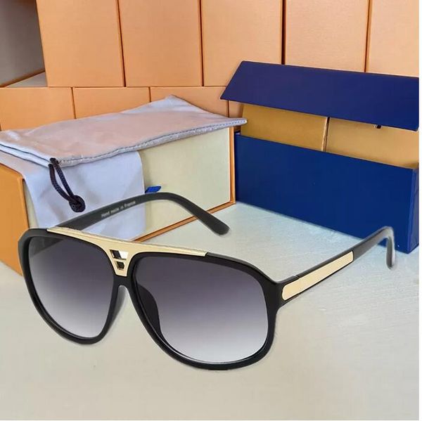 1pcs fashion round sunglasses eyewear sun glasses designer brand black metal frame dark 50mm glass lenses for mens womens better brown cases, White;black
1pcs fashion round sunglasses eyewear sun glasses designer brand black metal frame dark 50mm glass lenses for mens womens better brown cases, White;black