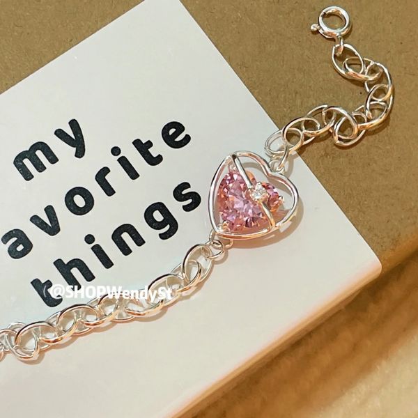 Cold wind ins pink diamond love bracelet female senior Joker jewelry sweet cool wind zircon clavicle chain wholesale.
Cold wind ins pink diamond love bracelet female senior Joker jewelry sweet cool wind zircon clavicle chain wholesale.
