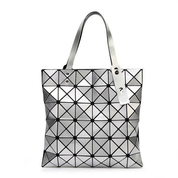 2021 new fashion women's bag sequin geometric lingge trend one shoulder portable japanese laser256a, Black;red
2021 new fashion women's bag sequin geometric lingge trend one shoulder portable japanese laser256a, Black;red