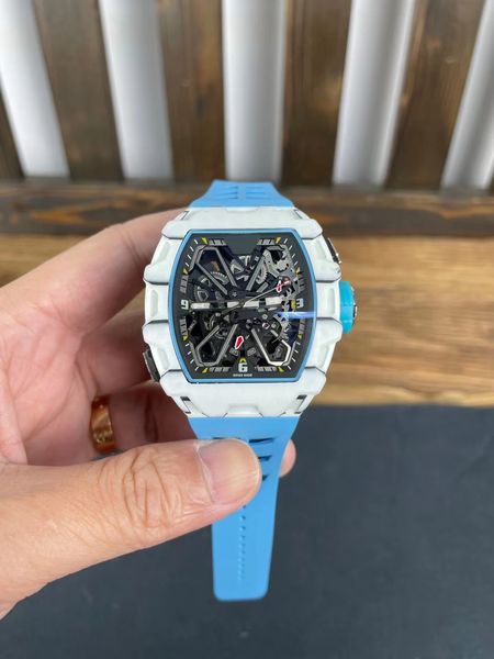 2023 new luxury men's watch 35-03 ntpt carbon fiber case automatic movement sapphire glass waterproof diameter 43mm, Slivery;brown
2023 new luxury men's watch 35-03 ntpt carbon fiber case automatic movement sapphire glass waterproof diameter 43mm, Slivery;brown