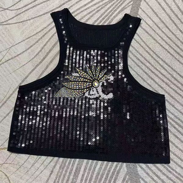 designer runway summer 2023 women's t-shirt fashion chain tanks ladies elegant letter women sleeveless casual tank 4, White
designer runway summer 2023 women's t-shirt fashion chain tanks ladies elegant letter women sleeveless casual tank 4, White