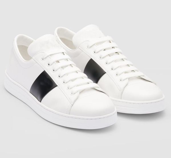brushed leather sneakers shoes for men luxury footwear contrasting-colored side stripe low skateboard walking eu38-46, Black
brushed leather sneakers shoes for men luxury footwear contrasting-colored side stripe low skateboard walking eu38-46, Black