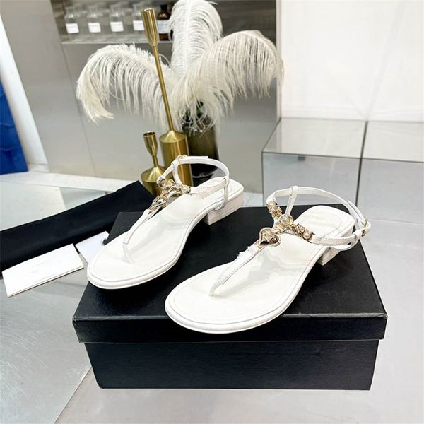 fashion sandals luxury design 2023 channel women high heel leather letter logo wedding party casual slippers 05-04, Black
fashion sandals luxury design 2023 channel women high heel leather letter logo wedding party casual slippers 05-04, Black