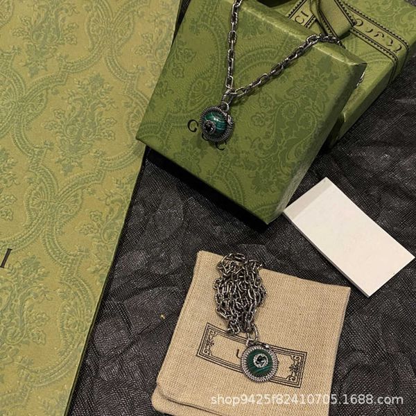 80% off 2023 new luxury fashion jewelry for the antique style three-dimensional double silver snake malachite green necklace generation
80% off 2023 new luxury fashion jewelry for the antique style three-dimensional double silver snake malachite green necklace generation