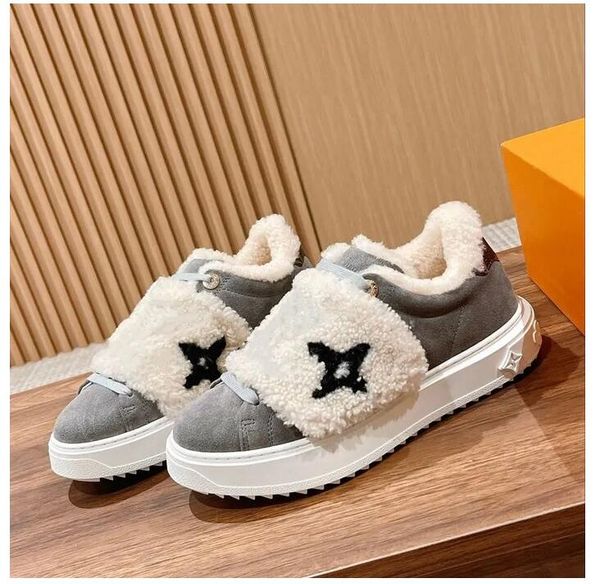 winter new snow boots fashion versatile casual shoes with cotton thickening for warmth, Black
winter new snow boots fashion versatile casual shoes with cotton thickening for warmth, Black