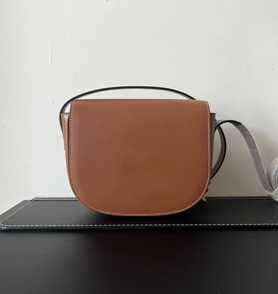fashion celinn triomphe saddle bag lady designer crossbody bags smooth leather shoulder bags women's monogram handbag flip magnet 10a q
fashion celinn triomphe saddle bag lady designer crossbody bags smooth leather shoulder bags women's monogram handbag flip magnet 10a q
