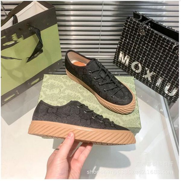 men casual shoes lace-up running trainers woman shoes gym sneakers travel suede leather fashion lady flat designer platform letter sneaker, Black
men casual shoes lace-up running trainers woman shoes gym sneakers travel suede leather fashion lady flat designer platform letter sneaker, Black