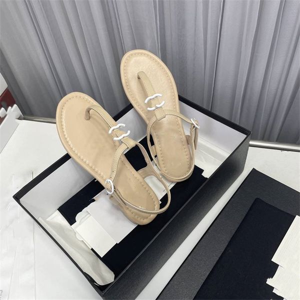 fashion sandals luxury design 2023 channel women high heel leather letter logo wedding party casual slippers 07-026, Black
fashion sandals luxury design 2023 channel women high heel leather letter logo wedding party casual slippers 07-026, Black