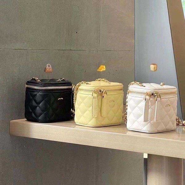 designer channel fashion chanei bags style gold ball box bag 2022 small gold ball chain bag cross body small square bag mini mouth red bag c
designer channel fashion chanei bags style gold ball box bag 2022 small gold ball chain bag cross body small square bag mini mouth red bag c