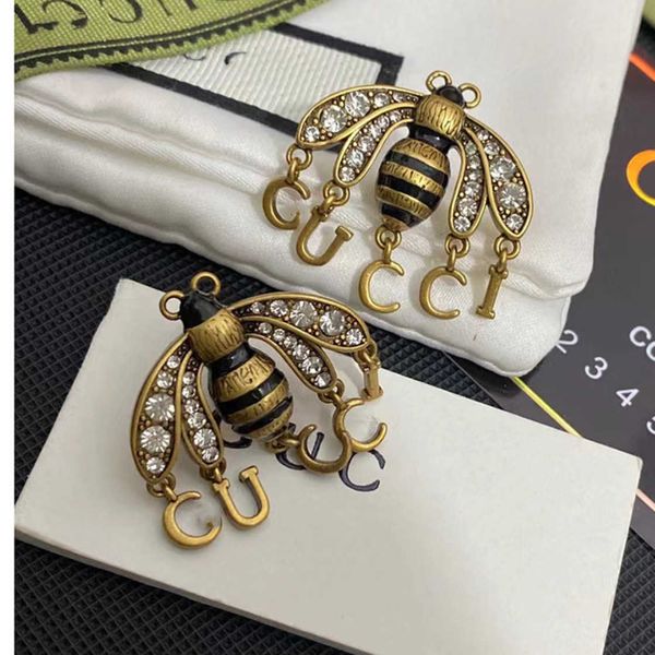 70% off 2023 new luxury fashion jewelry for family new bee diamond personalized earrings, Golden
70% off 2023 new luxury fashion jewelry for family new bee diamond personalized earrings, Golden