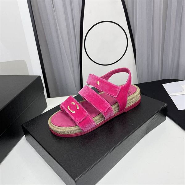 fashion sandals luxury design 2023 channel women high heel leather letter logo wedding party casual slippers 05-07, Black
fashion sandals luxury design 2023 channel women high heel leather letter logo wedding party casual slippers 05-07, Black