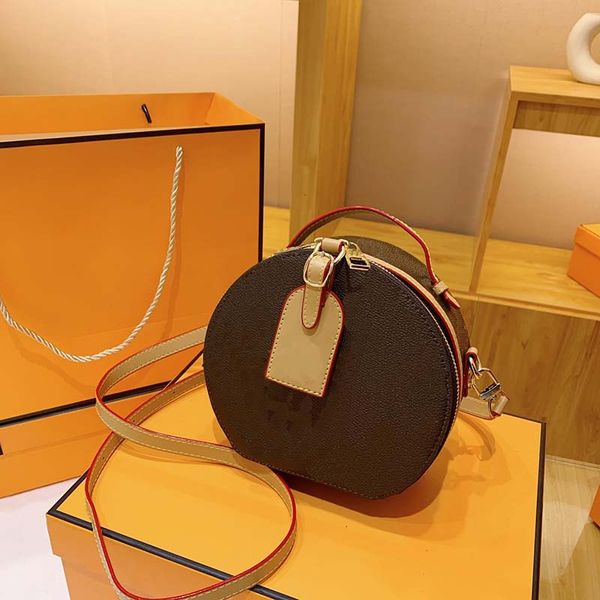 girls' round cake bag mini round bag 2023 new western-style women's bag single shoulder messenger bag
girls' round cake bag mini round bag 2023 new western-style women's bag single shoulder messenger bag
