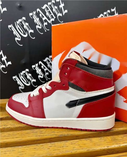 1 mens 1s basketball shoes jumpman og hyper royal white shadow designer sneakers obsidian university blue unc mid obsidian women trainers wi, Black
1 mens 1s basketball shoes jumpman og hyper royal white shadow designer sneakers obsidian university blue unc mid obsidian women trainers wi, Black