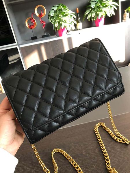 small xiangfeng women's bag 2023 fashionable new rhombus chain bag black versatile one-shoulder messenger bag
small xiangfeng women's bag 2023 fashionable new rhombus chain bag black versatile one-shoulder messenger bag