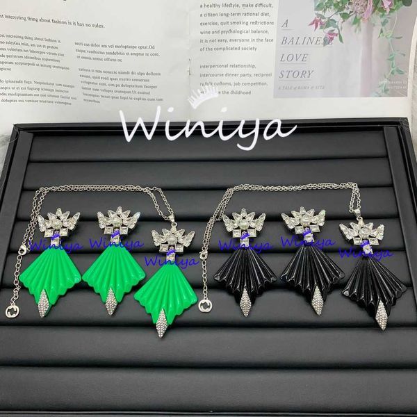 factory direct sales 2023 new luxury fashion jewelry for family new multilateral diamond geometric necklace earrings feminine pompous jewelr, Black
factory direct sales 2023 new luxury fashion jewelry for family new multilateral diamond geometric necklace earrings feminine pompous jewelr, Black