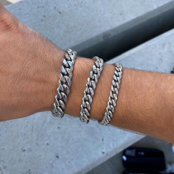 8mm10mm wide exquisite chain polished ot buckle men's miami cuban chain bracelet personality trendy men's simple wind jewelry, Black
8mm10mm wide exquisite chain polished ot buckle men's miami cuban chain bracelet personality trendy men's simple wind jewelry, Black