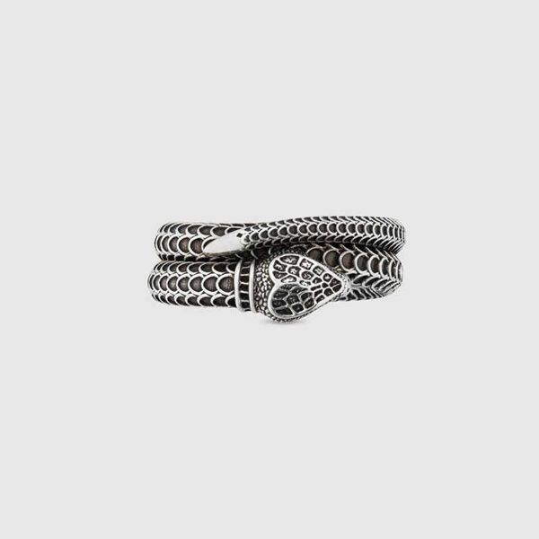 2023 new luxury fashion jewelry for snake sterling silver high version men's and women's small valentine's day gift couple ri
2023 new luxury fashion jewelry for snake sterling silver high version men's and women's small valentine's day gift couple ri