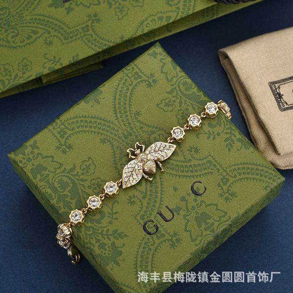 20% off 2023 new luxury fashion jewelry for light luxury version of classic little bee diamond bracelet super high quality, Black
20% off 2023 new luxury fashion jewelry for light luxury version of classic little bee diamond bracelet super high quality, Black