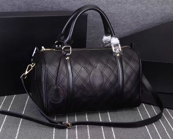 2023 shopping bag travel bag crossbody bag casual intimate bag capacity oversized fashion everything 5a quality
2023 shopping bag travel bag crossbody bag casual intimate bag capacity oversized fashion everything 5a quality
