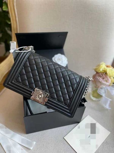 cc designer luxury channelity bags for women black handbag crossbody leather chain slant shoulder clutc flap totes bag purses solid hasp wai
cc designer luxury channelity bags for women black handbag crossbody leather chain slant shoulder clutc flap totes bag purses solid hasp wai