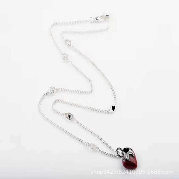 factory direct sales 2023 new luxury fashion jewelry for silver double three dimensional strawberry necklace
factory direct sales 2023 new luxury fashion jewelry for silver double three dimensional strawberry necklace