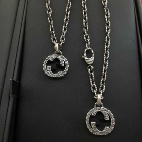 luxury jewelry silver antique carved pattern size fried dough twist necklace is versatile and fashionable
luxury jewelry silver antique carved pattern size fried dough twist necklace is versatile and fashionable