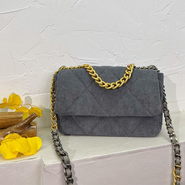 luxury designer bags crossbody for women fashion shoulder bags 19ss two-color chain new style handbag classic quilting sacoche womens totes
luxury designer bags crossbody for women fashion shoulder bags 19ss two-color chain new style handbag classic quilting sacoche womens totes