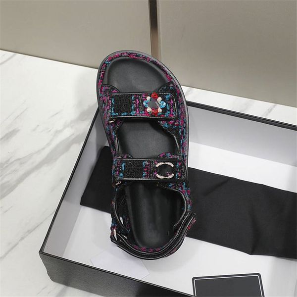 fashion sandals luxury design 2023 channel women high heel leather letter logo wedding party casual slippers 07-010, Black
fashion sandals luxury design 2023 channel women high heel leather letter logo wedding party casual slippers 07-010, Black