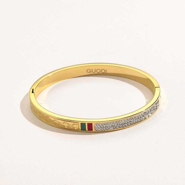 60% off 2023 new luxury fashion jewelry for titanium double red green enamel white clay inlaid diamond buckle bracelet stainless steel light
60% off 2023 new luxury fashion jewelry for titanium double red green enamel white clay inlaid diamond buckle bracelet stainless steel light