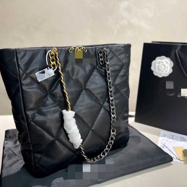 cc designer luxury channelity bags for women black handbag crossbody leather chain slant shoulder clutc flap totes bag purses solid hasp wai
cc designer luxury channelity bags for women black handbag crossbody leather chain slant shoulder clutc flap totes bag purses solid hasp wai