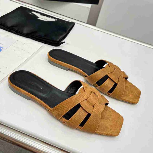 designer women's slippers flat beach shoes leather 2023 summer classic women's flat shoes outdoor beach slippers s504, Black
designer women's slippers flat beach shoes leather 2023 summer classic women's flat shoes outdoor beach slippers s504, Black