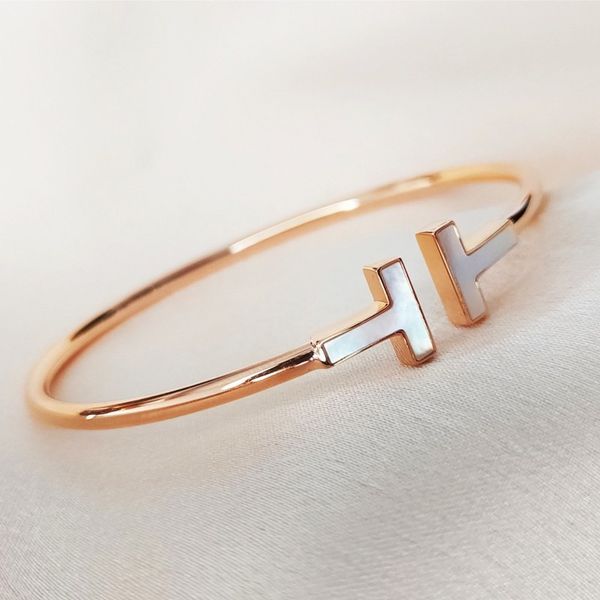 bracelet for women t-letter designer charm bangle fashion studded with diamonds bracelets boutique gift jewelry luxurys brand, Black
bracelet for women t-letter designer charm bangle fashion studded with diamonds bracelets boutique gift jewelry luxurys brand, Black