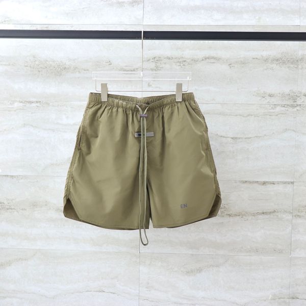 23ss summer europe beach shorts women men reflective nylon trunks middle pants jogging short bottoms
23ss summer europe beach shorts women men reflective nylon trunks middle pants jogging short bottoms