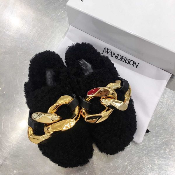 slippers slippers jwa niche brand ins fire 21 autumn winter wool baotou semi female lamb leisure thick soled 2023, Black
slippers slippers jwa niche brand ins fire 21 autumn winter wool baotou semi female lamb leisure thick soled 2023, Black
