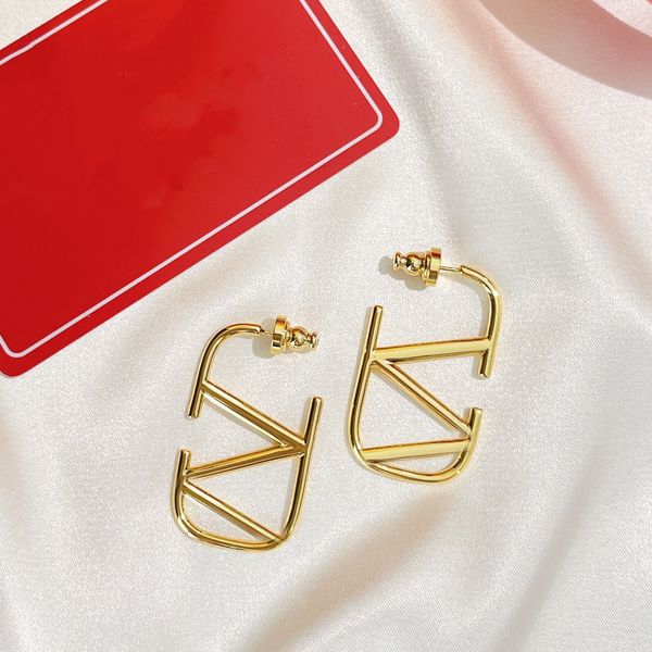 designer earring letter v logo stud earing luxury women fashion hoop jewelry metal valentinoity earring 65df54hhrt, Golden;silver
designer earring letter v logo stud earing luxury women fashion hoop jewelry metal valentinoity earring 65df54hhrt, Golden;silver