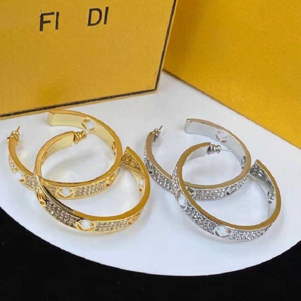 2023 new luxury fashion jewelry for niche design rhinestone earrings silver needle brass earrings female, Golden
2023 new luxury fashion jewelry for niche design rhinestone earrings silver needle brass earrings female, Golden